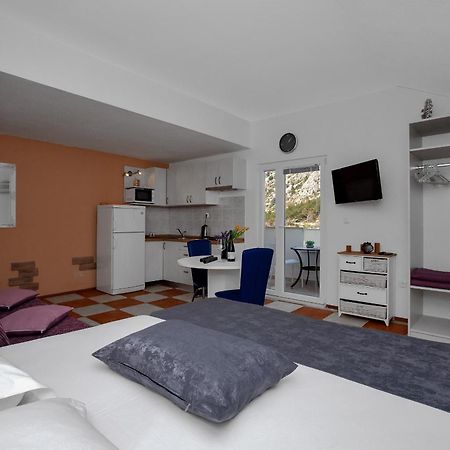 Apartments By The Sea Drasnice, Makarska - 2581 Habitación foto
